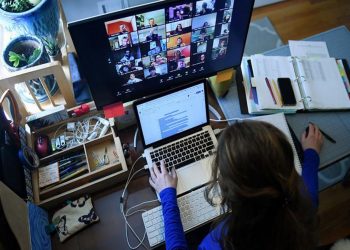 Freelance Çalışma, Sömürünün Yeni Hâli mi? Özlem İlyas ile Konuştuk