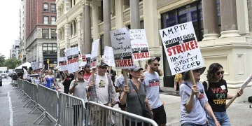 Yapay Zekaya Karşı, Omuz Omuza